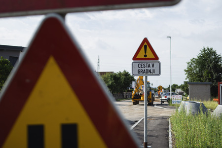 Simbolična fotografija: Delo na cesti; foto: Jure Gubanc