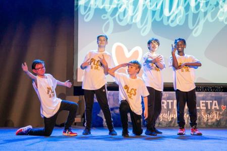 l_491559sportnik_leta_2022_021