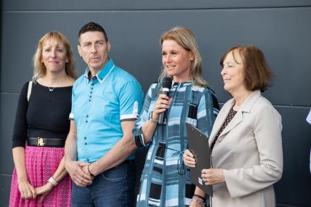 Slavnostna_povorka_800let_Dob-60