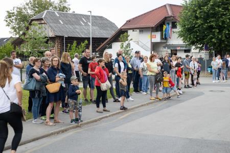 Slavnostna_povorka_800let_Dob-62