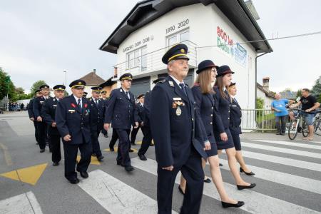 Slavnostna_povorka_800let_Dob-141