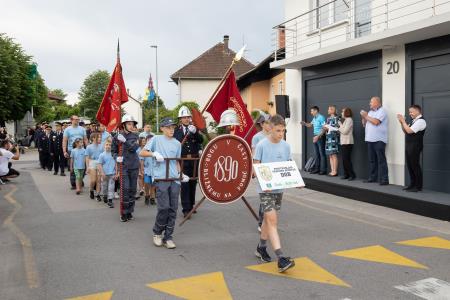 Slavnostna_povorka_800let_Dob-133