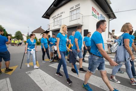 Slavnostna_povorka_800let_Dob-167