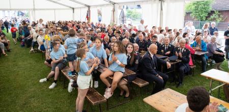 Slavnostna_povorka_800let_Dob-243