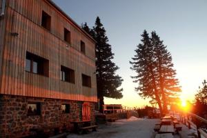 Knjigobežnica Občine Domžale tudi na planini