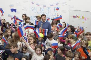 »Otroci, sledite svojim sanjam, bodite pri tem pogumni in vztrajni«