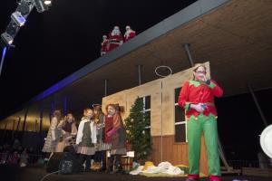 Božiček obiskal otroke v Češminovem parku