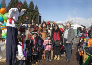 OTROŠKO PUSTNO RAJANJE V ČEŠMINOVEM PARKU