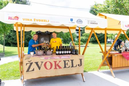 ZaZIVIPoletje_PrsutInVino_15jun2024-15