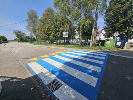 Talne oznake pri OŠ Dob