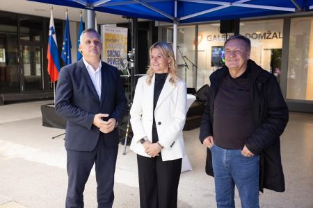 Minister mag. Bojan Kumer, županja mag. Renata Kosec in župan Zoran Janković, foto: Jure Gubanc/Občina Domžale