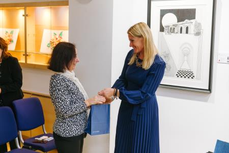 Podjetniška bralna značka, zahvala direktorici Knjižnice Domžale, foto: Eva Žurbi/Občina Domžale