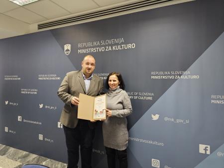 Podžupan Borut Ernestl in mag. Barbara Zupanc Oberwalder, direktorica Knjižnice Domžale