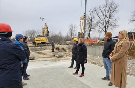 Županja obiskala gradbišče v Športnem parku Domžale; foto: Občina Domžale