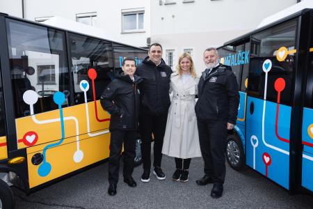 Županja Občine Domžale s predstavniki Javnega podjetja Ljubljanski potniški promet d.o.o.; foto: Jure Gubanc