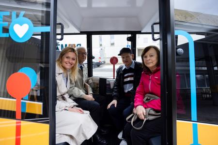 Županja Občine Domžale skupaj s častno občanko in častnima občanoma; foto: Jure Gubanc