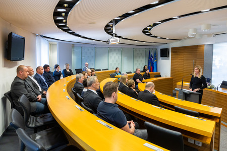 Foto_Tadej_Majhenič_007_Žalna_seja_Stiplovšek_Miroslav