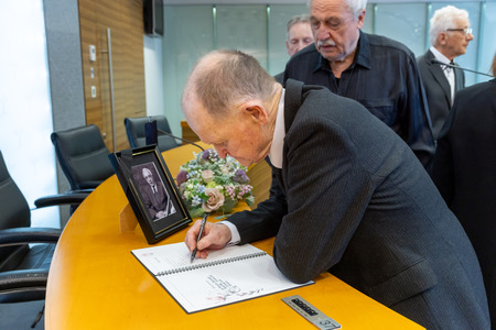 Foto_Tadej_Majhenič_014_Žalna_seja_Stiplovšek_Miroslav