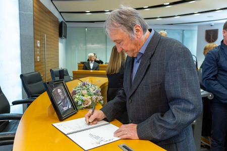 Foto_Tadej_Majhenič_022_Žalna_seja_Stiplovšek_Miroslav