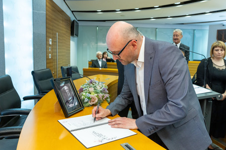 Foto_Tadej_Majhenič_023_Žalna_seja_Stiplovšek_Miroslav