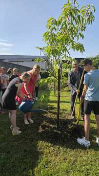 Podpis Ekolistine na OŠ Roje; foto: arhiv Občine Domžale