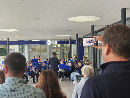 Podelitev nagrad sodelujočim na natečaju Bogastvo mobilnosti; arhiv Občine Domžale