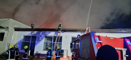 Požar v Preserjah pri Radomljah; foto: CZR Domžale