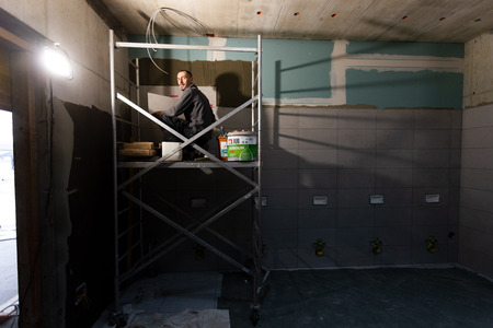 Dela na gradbišču domžalskega bazena intenzivno potekajo; foto Jure Gubanc