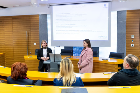 Odprtje razstave idejnih rešitev prenove občinskih prostorov