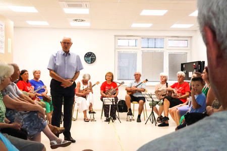 CDA Domžale odprl demenci prijazno točko; foto Karin Božič Zupančič
