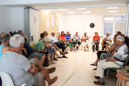CDA Domžale odprl demenci prijazno točko; foto Karin Božič Zupančič
